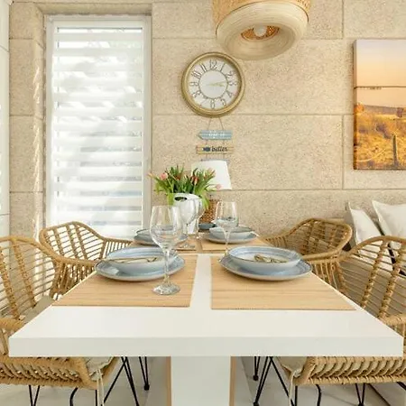 Holiday home Comfortable House With, Whirlpool Bathtub *