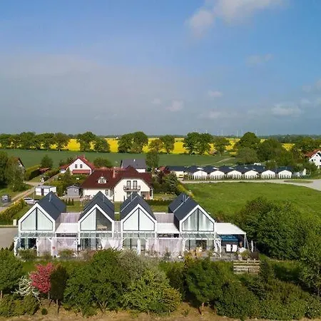 Holiday home Comfortable House With, Whirlpool Bathtub *