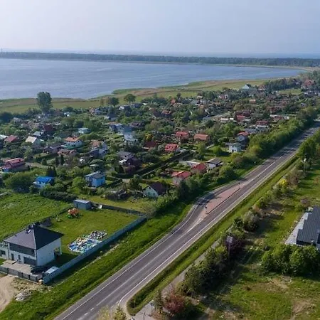 Comfortable House With, Whirlpool Bathtub Wrzosowo (Kamien)